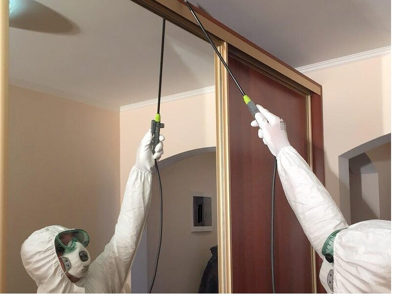 ФОТО Обработка от моли в Северском