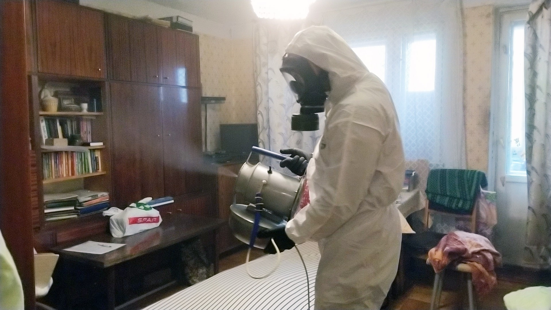 ФОТО Безопасны ли препараты для дезинсекции в Северском? | подробно